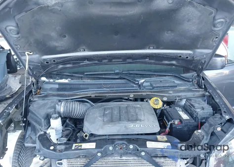 2018 Dodge Grand Caravan Gt z USA, uszkodzony, nr VIN 2C4RDGEG9JR196375